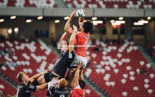 壹号娱乐官网-那不勒斯队主场战胜勒切，取得宝贵三分，那不勒斯全胜